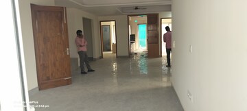Parking in 3.5 BHK Apartment at Manmeet Housing Society, Sector 51 – for Sale