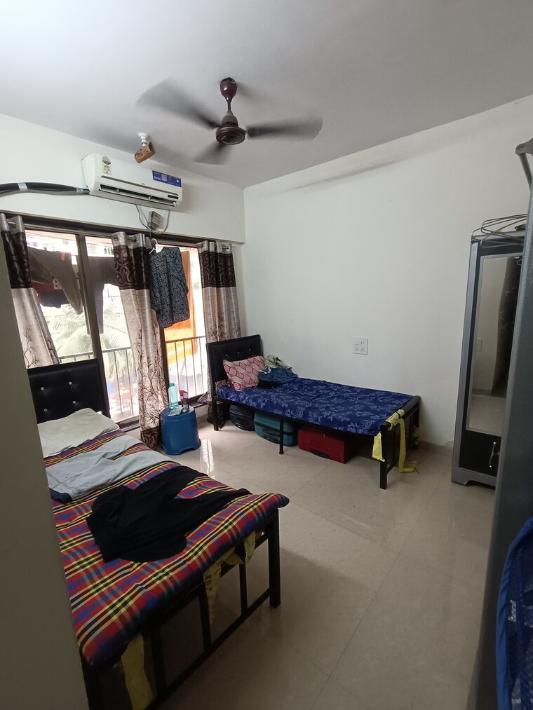 Room, kurla east Pg For Boys In Kurla East 9655812