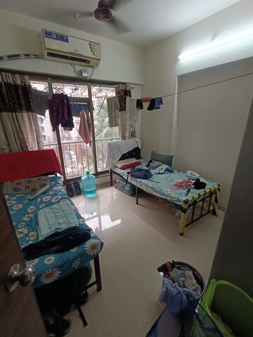 Room in  Pg at Kurla East – for Rent