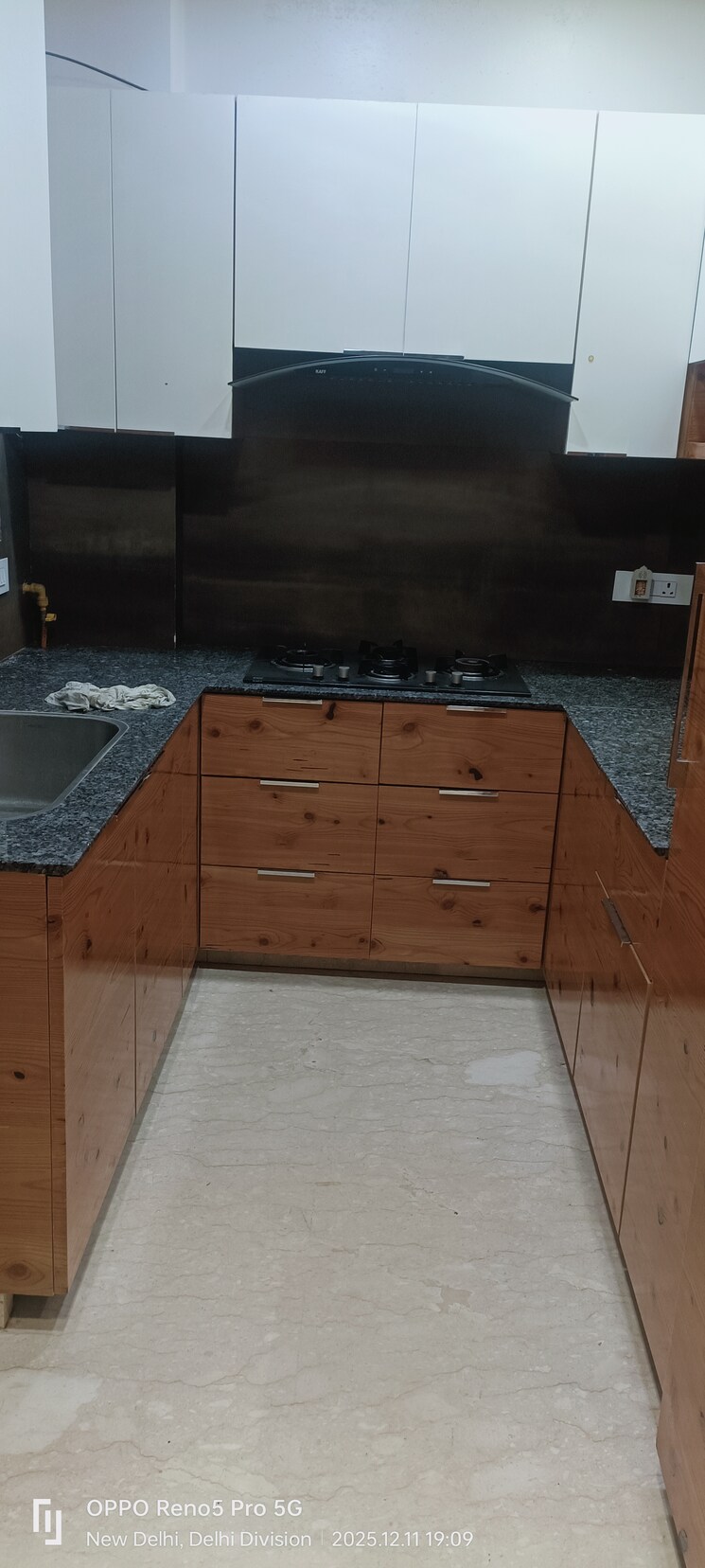 Kitchen, janakpuri 3 Bedroom 1350 Sq.Ft. Builder Floor In Janakpuri Delhi 9655902