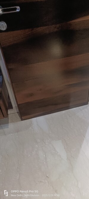 Room in 3 BHK Builder Floor at Janakpuri – for Sale