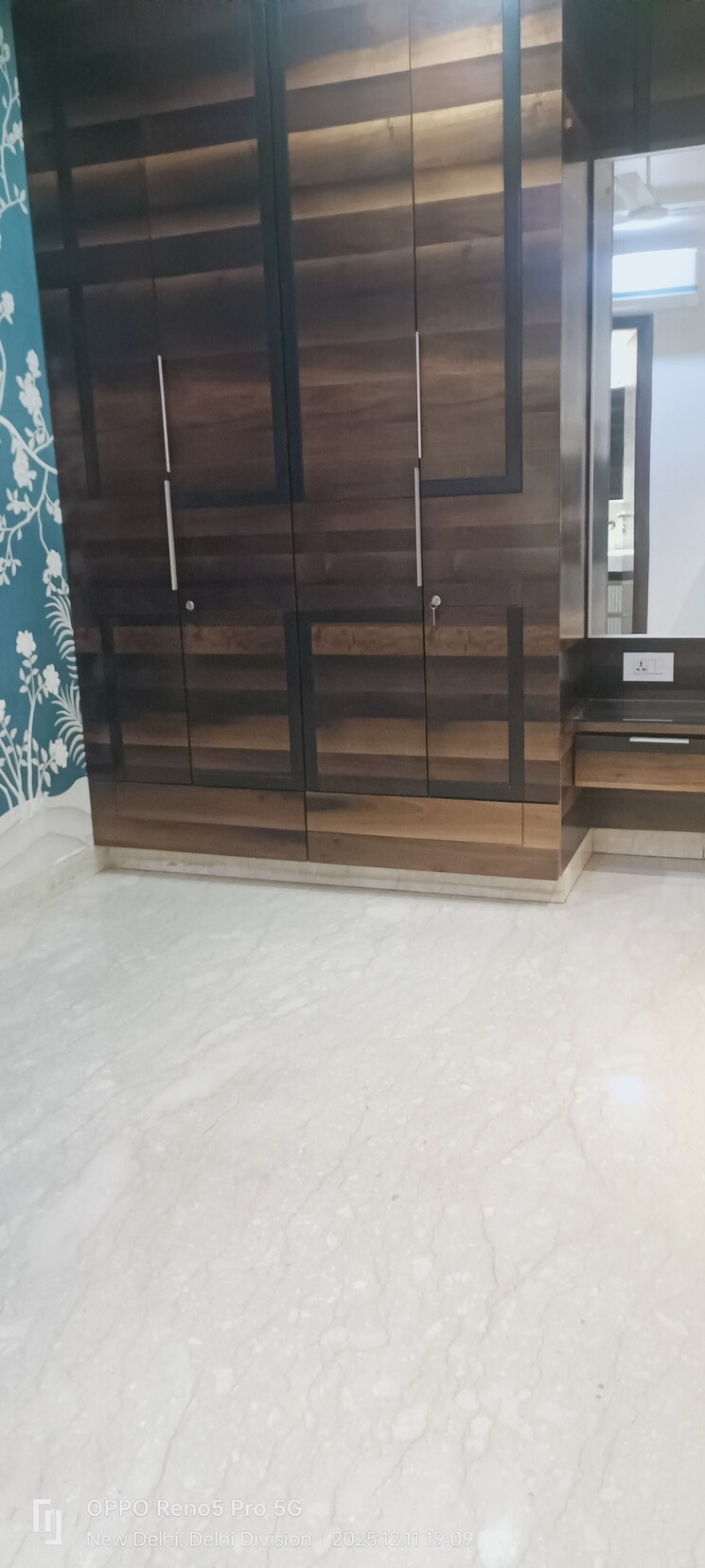 Room, janakpuri 3 Bedroom 1350 Sq.Ft. Builder Floor In Janakpuri Delhi 9655902