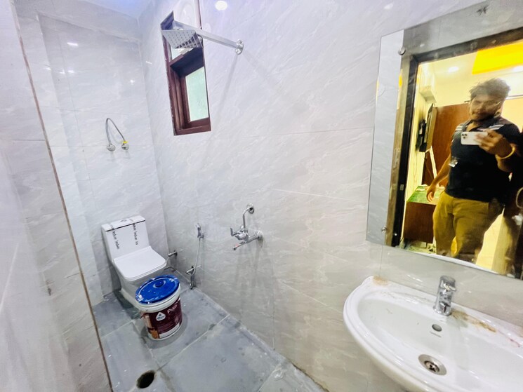Bathroom, saket 1 Bedroom 608 Sq.Ft. Builder Floor In Saket Delhi 9655885
