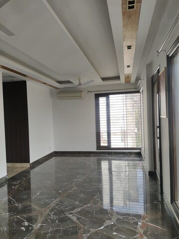 Building Lobby in 3 BHK Builder Floor at Panchkula Urban Estate – for Sale