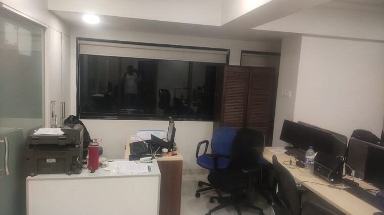 Team Area, dalamal-tower Commercial Office Space 823 Sq.Ft. In Nariman Point Mumbai 9655962