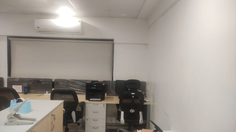 Team Area, dalamal-tower Commercial Office Space 823 Sq.Ft. In Nariman Point Mumbai 9655962