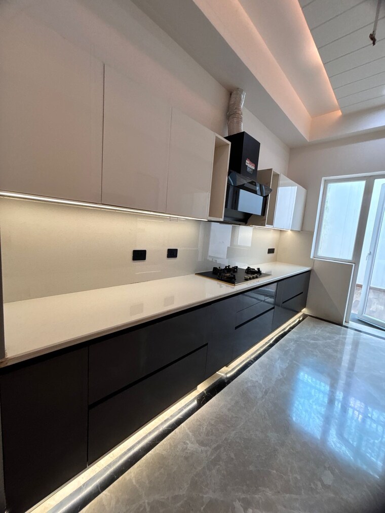 Kitchen, gomti nagar 3.5 Bedroom 2105 Sq.Ft. Villa In Gomti Nagar Lucknow 9656217