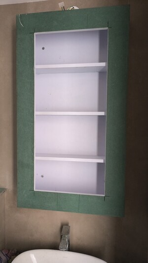 Room in 3.5 BHK Apartment at Shalimar Belvedere Court, Gomti Nagar – for Rent