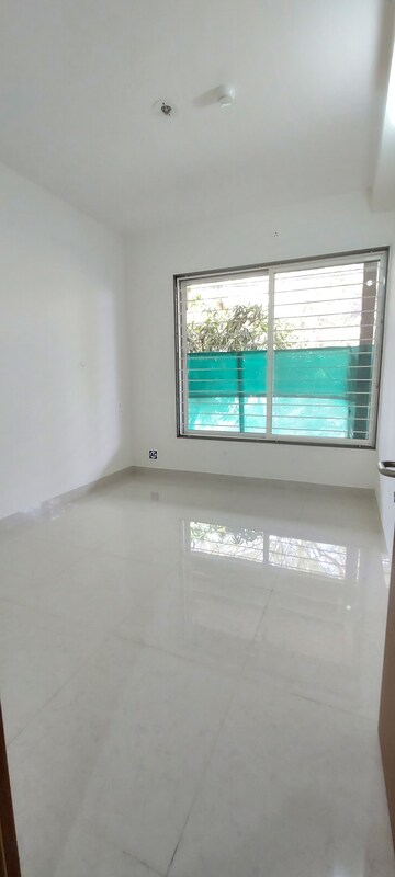 Room in 2.5 BHK Apartment at Nanded City Sur, Nanded – for Rent