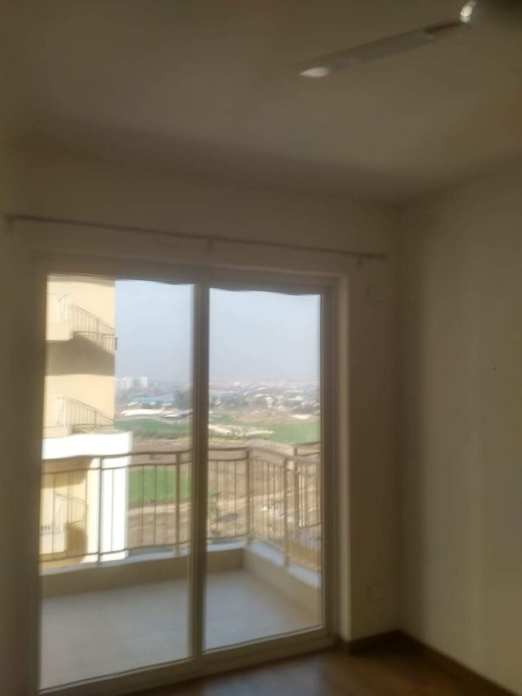 Room, bestech-park-view-grand-spa 3.5 Bedroom 2660 Sq.Ft. Apartment In Sector 81 Gurgaon 9656181