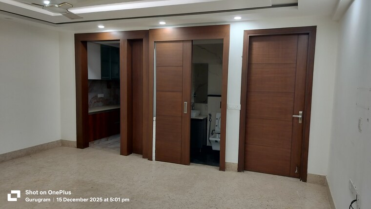 Room, dlf phase iv 4 Bedroom 360 Sq.Yd. Builder Floor In Dlf Phase iv Gurgaon 9656201