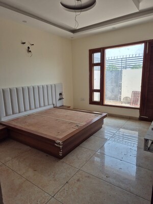 Room in 3 BHK Independent House at Sector 82 – for Sale