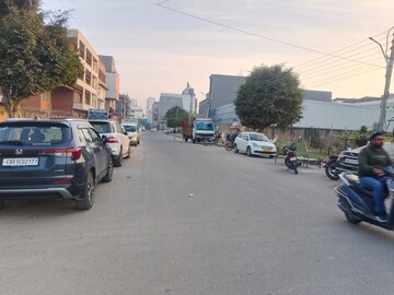 Parking in 3 BHK Independent House at Sector 82 – for Sale