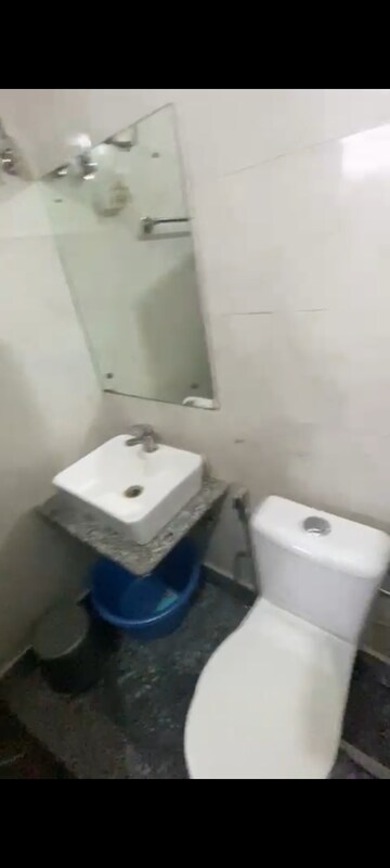 Master Bedroom in 1 BHK Builder Floor at RWA Residential Society, Sector 40 – for Rent