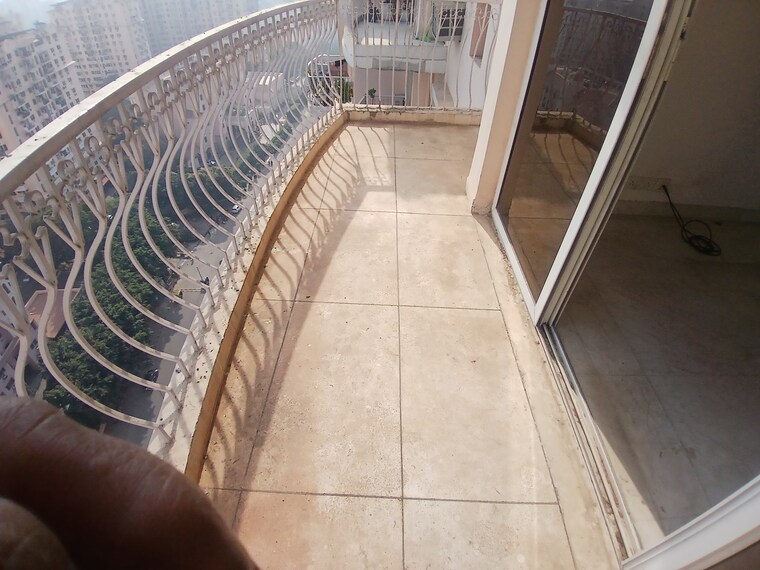 Balcony, dlf-trinity-towers 4 Bedroom 2558 Sq.Ft. Apartment In Dlf Phase V Gurgaon 9656219