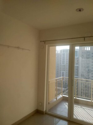 Room in 3 BHK Apartment at Bestech Park View Grand Spa, Sector 81 – for Sale