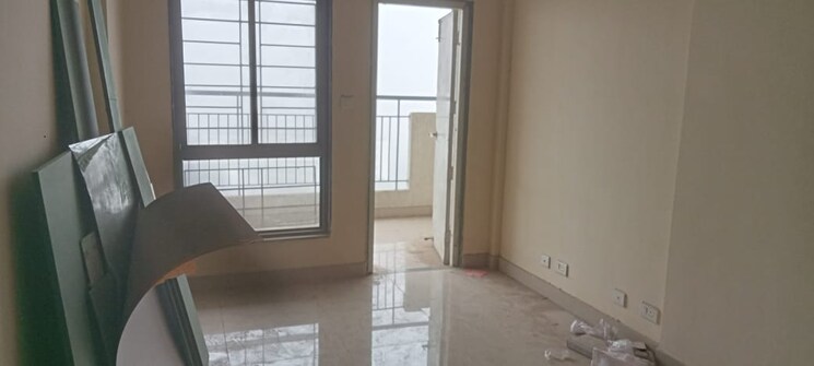 Room, sector 14 1 Bedroom 450 Sq.Ft. Apartment In Sector 14 Faridabad 9656267