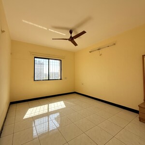 Room in 2 BHK Apartment at Sai Vihar Residency, Sutarwadi – for Rent