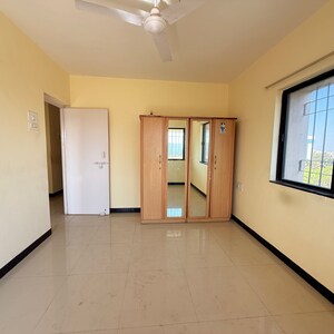 Room in 2 BHK Apartment at Sai Vihar Residency, Sutarwadi – for Rent