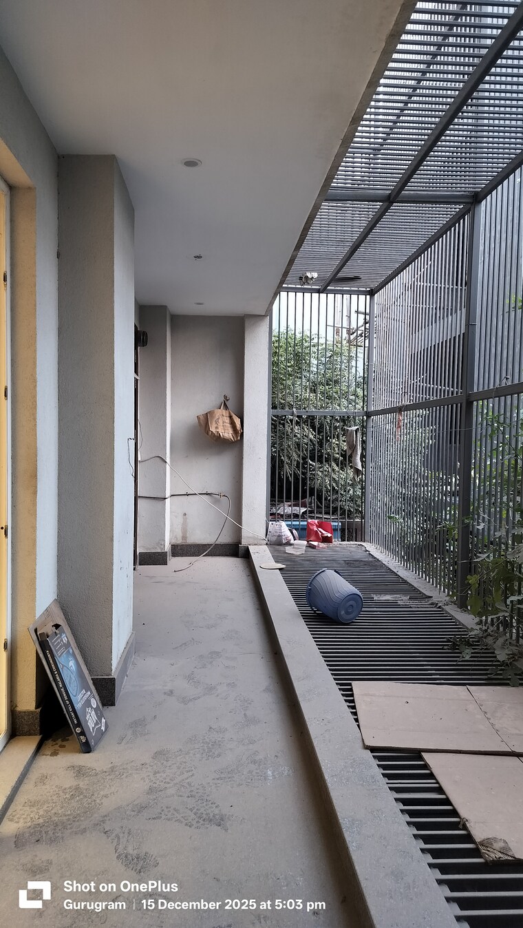 Balcony, sector 57 4 Bedroom 263 Sq.Yd. Builder Floor In Sector 57 Gurgaon 9656515