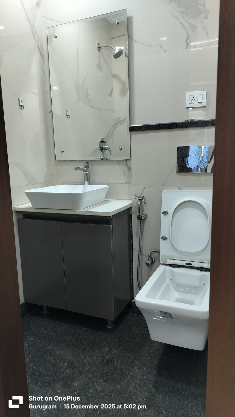 Bathroom, sector 57 4 Bedroom 263 Sq.Yd. Builder Floor In Sector 57 Gurgaon 9656515