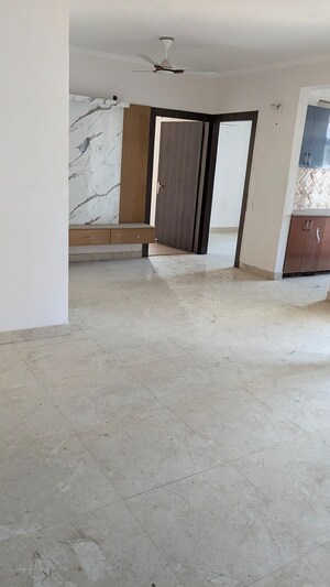 2.5 BHK Apartment For Sale in Amrapali Leisure Park, Amrapali Leisure Valley