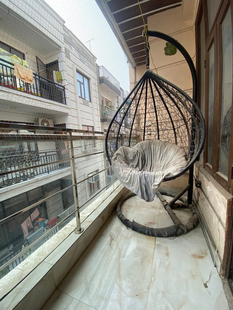 Balcony, chattarpur 3 Bedroom 1500 Sq.Ft. Apartment In Chattarpur Delhi 9656541