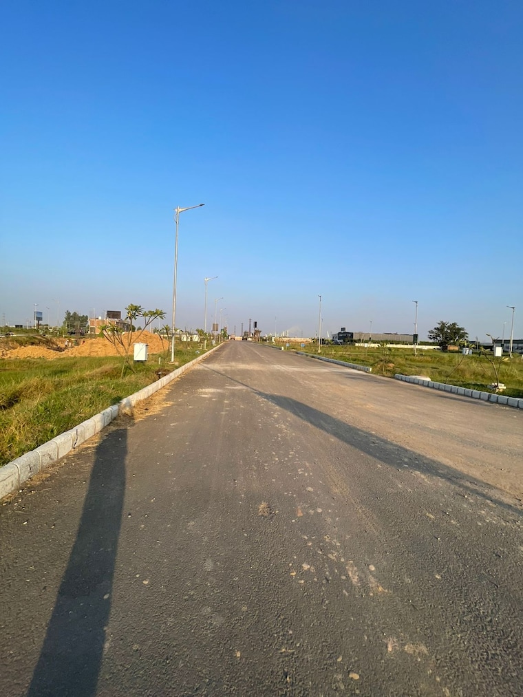 Other, sector 102 Commercial Industrial Plot 152 Sq.Yd. In Sector 102 Mohali 9656948