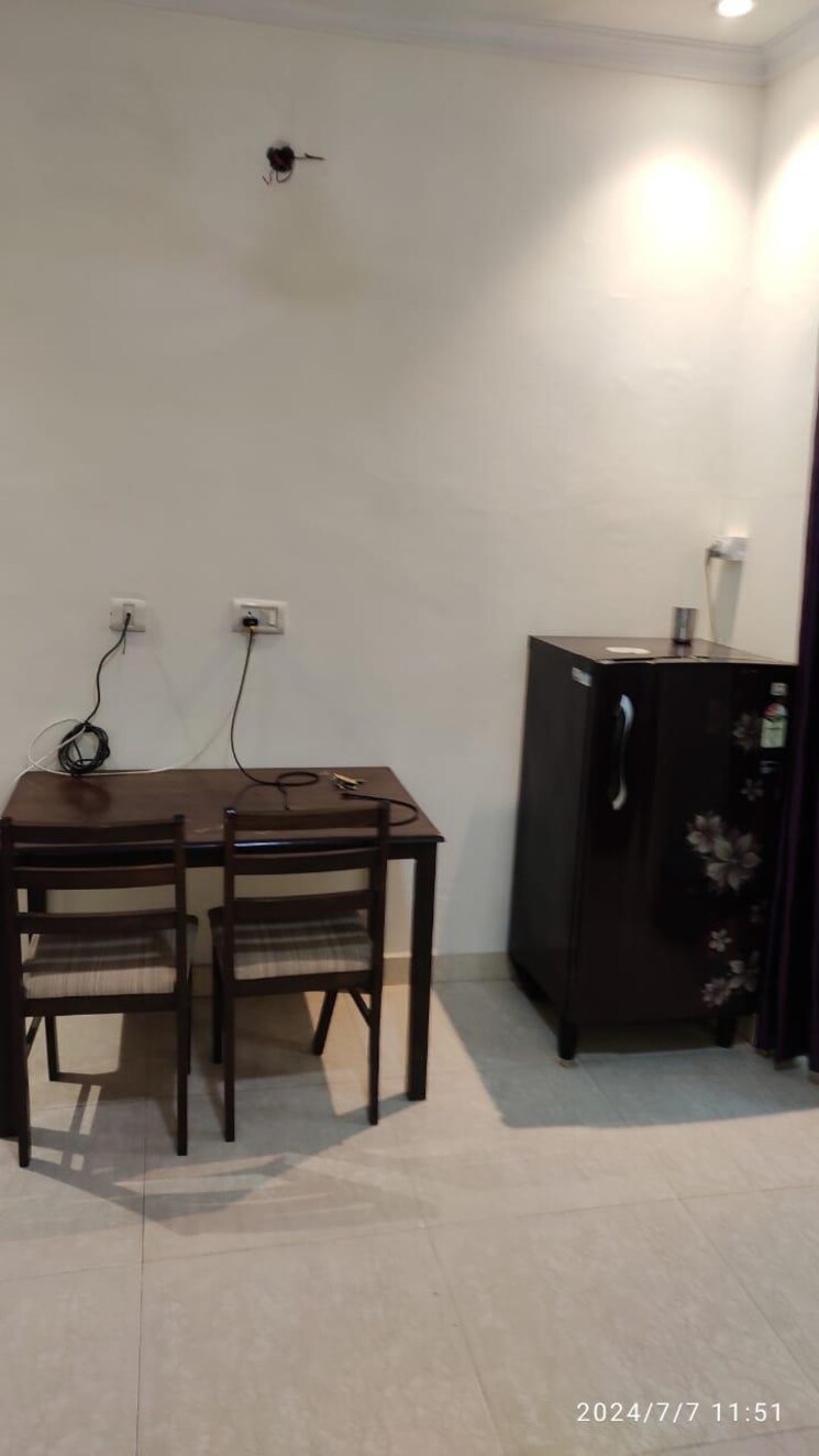 Room, ashoka-enclave-3 2 Bedroom 900 Sq.Ft. Builder Floor In Sector 35 Faridabad 9656637