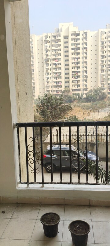 2 BHK Apartment – Exterior View View at Amrapali Silicon City, Sector 76 - for Rent