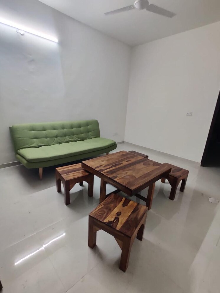 Living Room, era-103 2 Bedroom 160 Sq.Yd. Apartment In Sector 103 Gurgaon 9656658