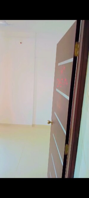 Furnished Amenities in 1 BHK Apartment at Tiara Hills, Mira Road – for Rent