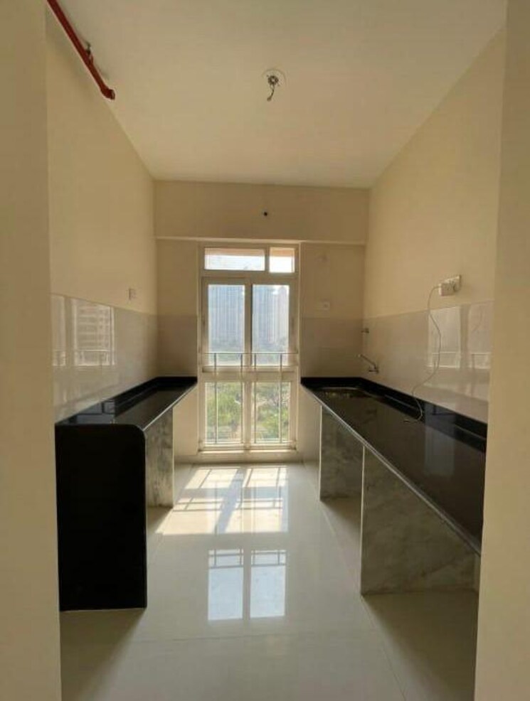 Kitchen, vijay-orovia 1.5 Bedroom 550 Sq.Ft. Apartment In Ghodbunder Road Thane 9656827