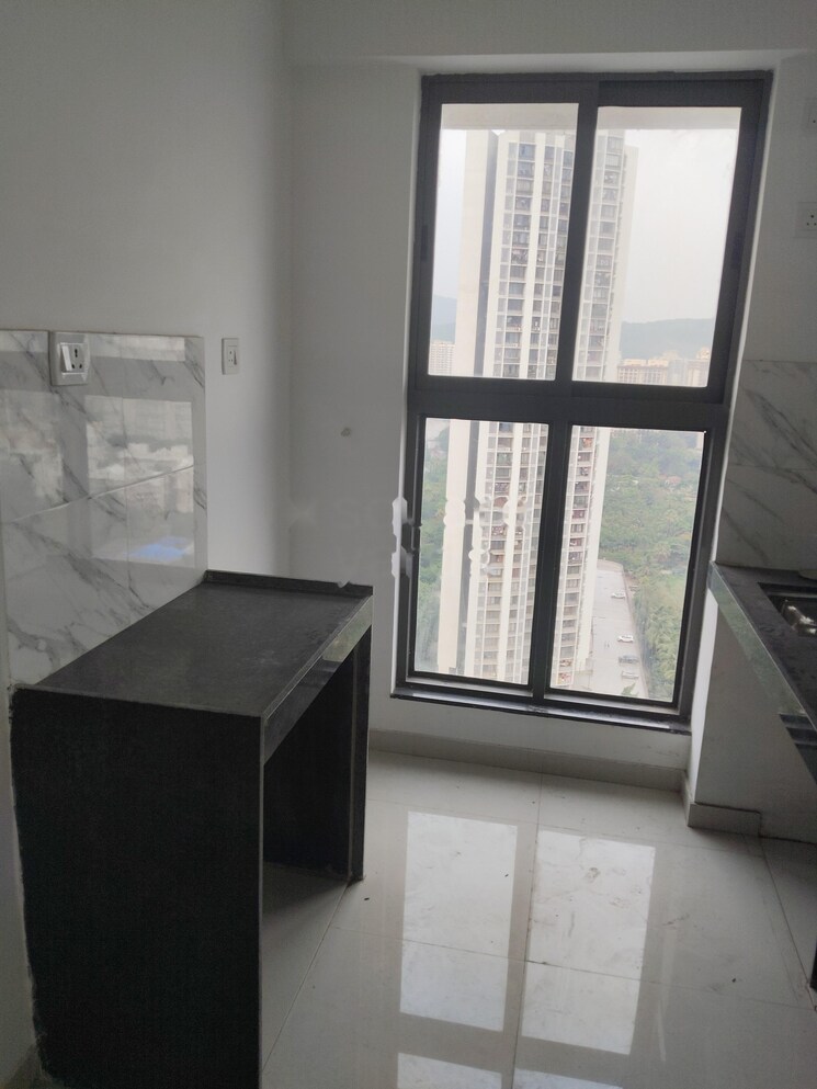 Kitchen, uk-iridium 1 Bedroom 412 Sq.Ft. Apartment In Kandivali East Mumbai 9656728
