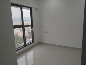 Room in 1 BHK Apartment at UK Iridium, Kandivali East – for Rent
