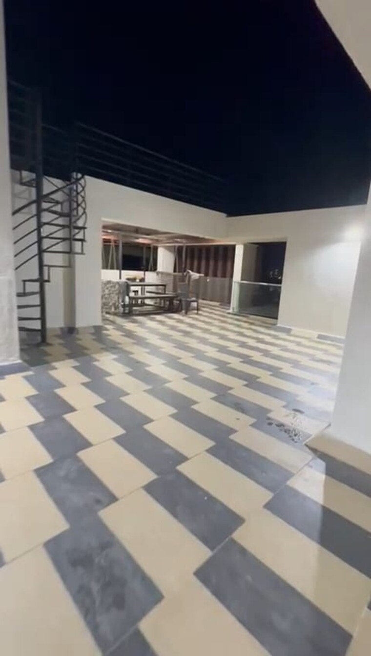  Parking, kharghar sector 23 6 Bedroom 5000 Sq.Ft. Independent House In Kharghar Sector 23 Navi Mumbai 9656574