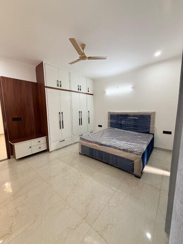 Bedroom in 3 BHK Apartment at Empire Floors, Sector 57 – for Rent