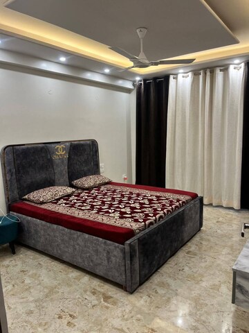 Bedroom in 1 RK Apartment at Sector 22 – for Rent