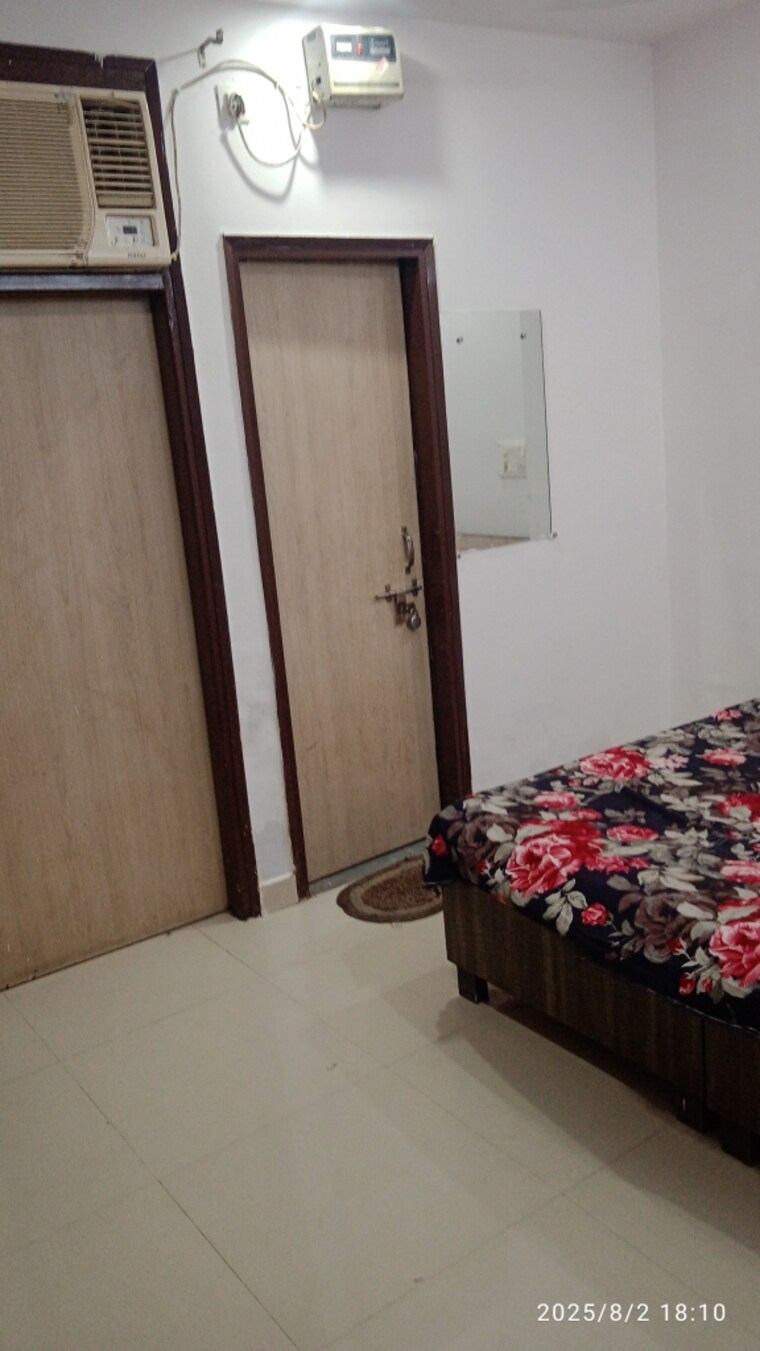 Bedroom, minarch-tower Studio 540 Sq.Ft. Builder Floor In Sector 44 Gurgaon 9657168