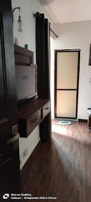 Bathroom in 6+ BHK Independent House at Sector 55 – for Sale