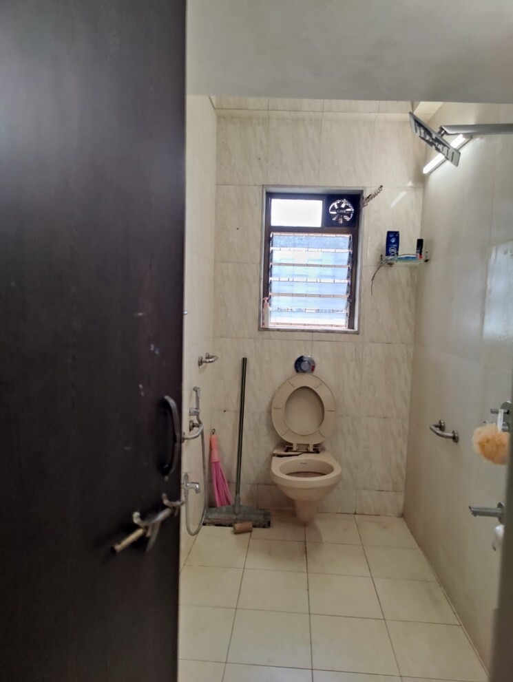 Master Bedroom, dhairya-apartments 4 Bedroom 1500 Sq.Ft. Apartment In Khar West Mumbai 9656933