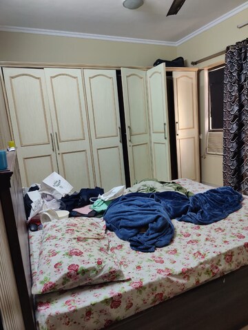 Bedroom in 4 BHK Apartment at Dhairya Apartments, Khar West – for Rent