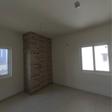 Room in 2 BHK Apartment at Rajapushpa Provincia, Narsingi – for Rent