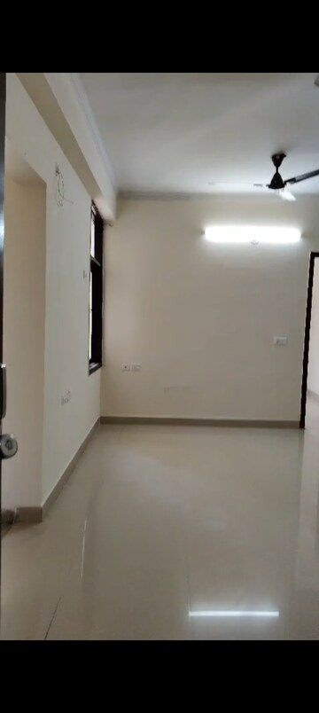 2 BHK Apartment For Rent in Vasu Fortune Residency, Raj Nagar Extension