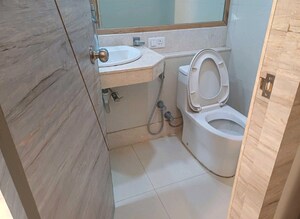Bathroom in 3 BHK Apartment at Hiranandani Meadows, Manpada – for Sale