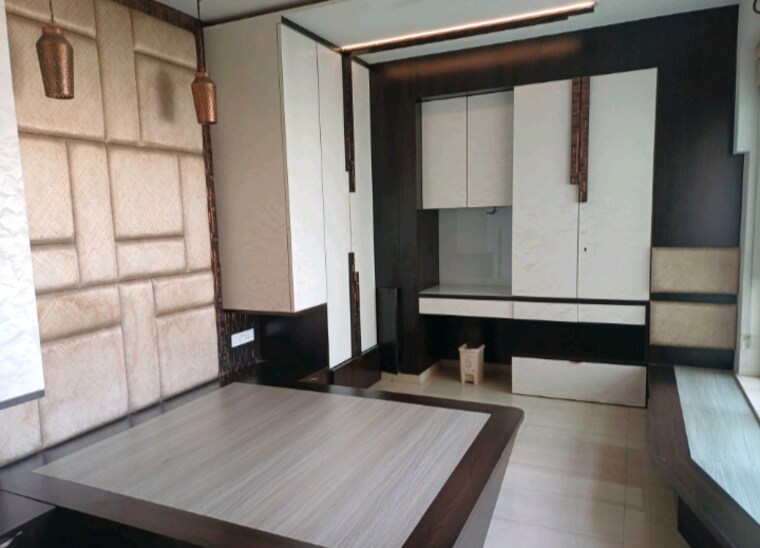 Room, hiranandani-meadows 3 Bedroom 1300 Sq.Ft. Apartment In Manpada Thane 9656921
