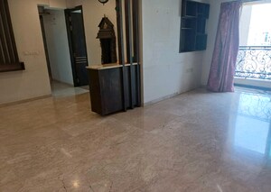 Room in 3 BHK Apartment at Hiranandani Meadows, Manpada – for Sale