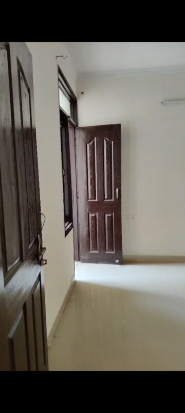 Furnished Amenities in 2 BHK Apartment at Vasu Fortune Residency, Raj Nagar Extension – for Rent