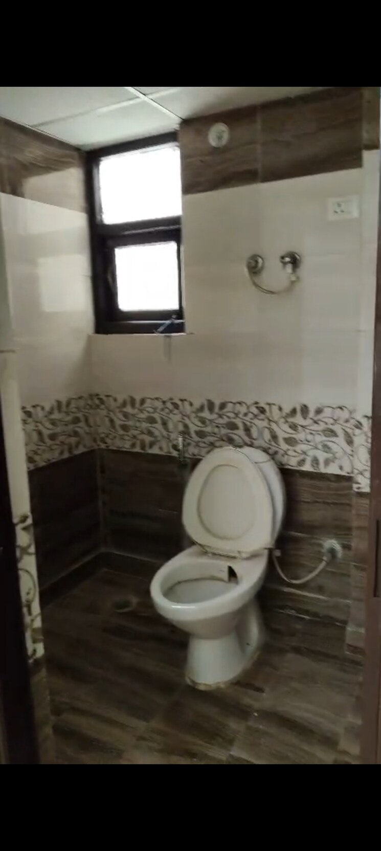 Bathroom, vasu-fortune-residency 2 Bedroom 1025 Sq.Ft. Apartment In Raj Nagar Extension Ghaziabad 9656961