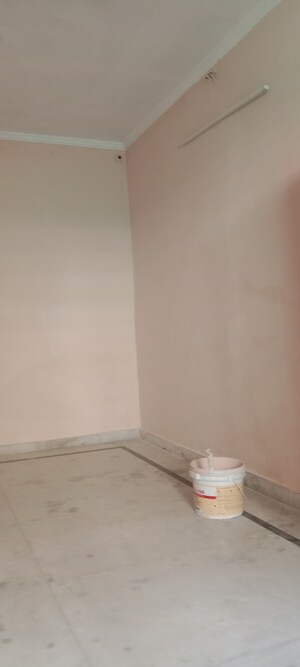 Room in 1 BHK Builder Floor at Saket – for Rent